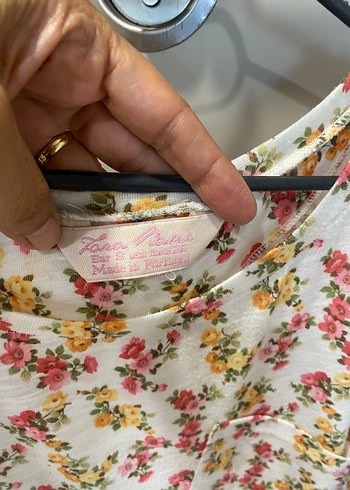 s Beden çeşitli Renk Zara.çok ince kumaşı.tam yazlık
