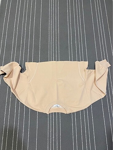 m Beden Bershka.kısa spor üstlük