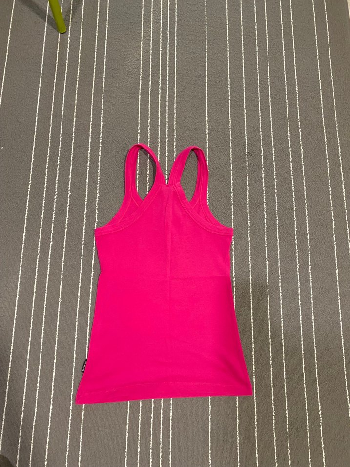 Pembe V Yakalı Sporcu Atlet - Görsel 4