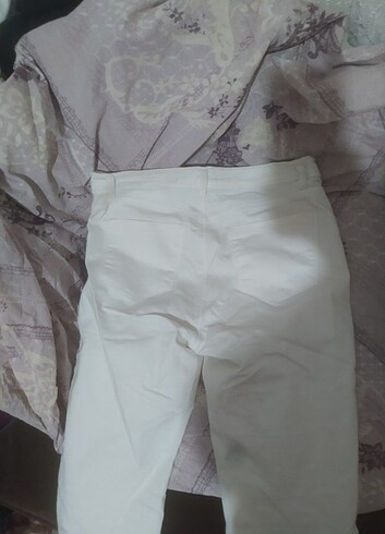 42 Beden beyaz Renk kot pantolon 