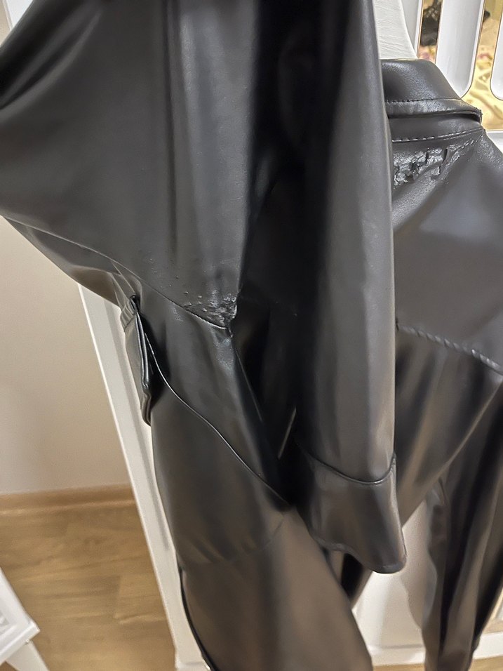 Düğmeli Siyah Deri Kadın Ceket - Görsel 3