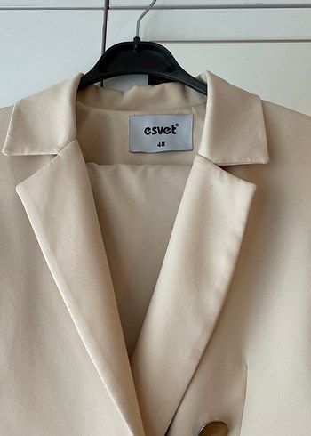 Bej rengi pantolon ceket takım - Görsel 3