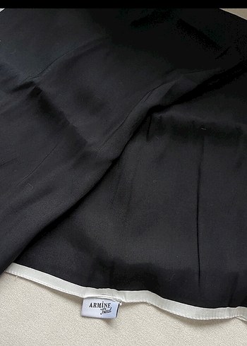 Armine siyah beyaz saten şal - Görsel 2