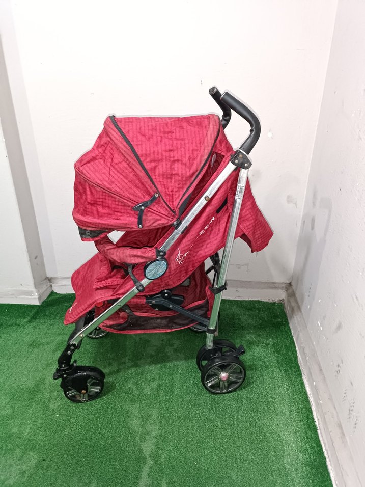 Kırmızı Bebek Arabası Temiz Sağlamdır Kargo Var - Görsel 4