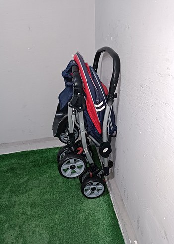 Kırmızı Bebek Arabası Katlanabilir Temiz Sağlamdır Kargo Var - Görsel 5