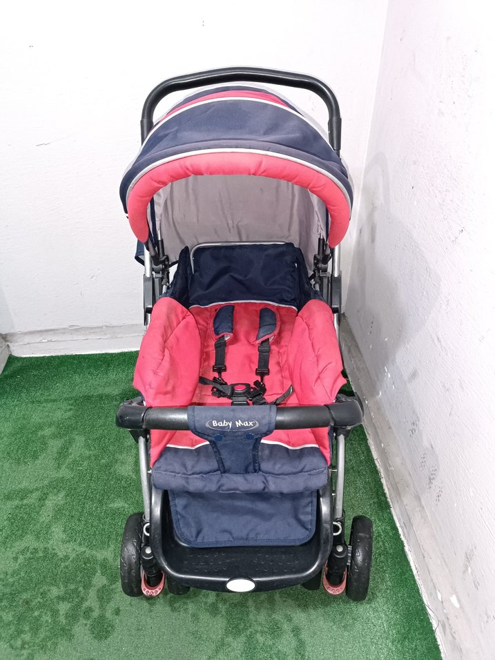 Kırmızı Bebek Arabası Katlanabilir Temiz Sağlamdır Kargo Var - Görsel 3