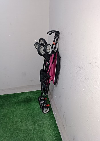 Pembe Katlanabilir Bebek Arabası Temiz Sağlamdır Kargo Var - Görsel 4