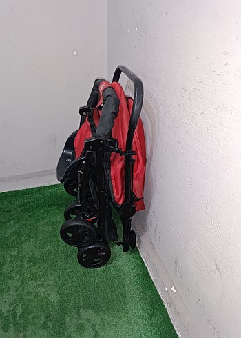 Koyu Kırmızı Bebek Arabası Temiz Sağlamdır Kargo Var - Görsel 5