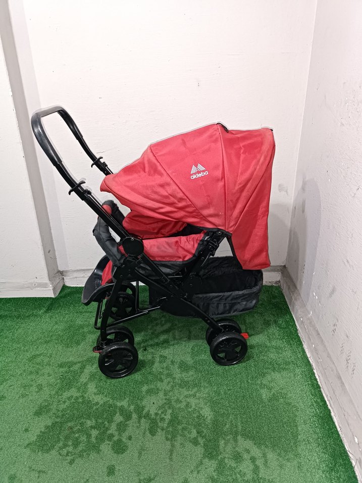 Koyu Kırmızı Bebek Arabası Temiz Sağlamdır Kargo Var - Görsel 4