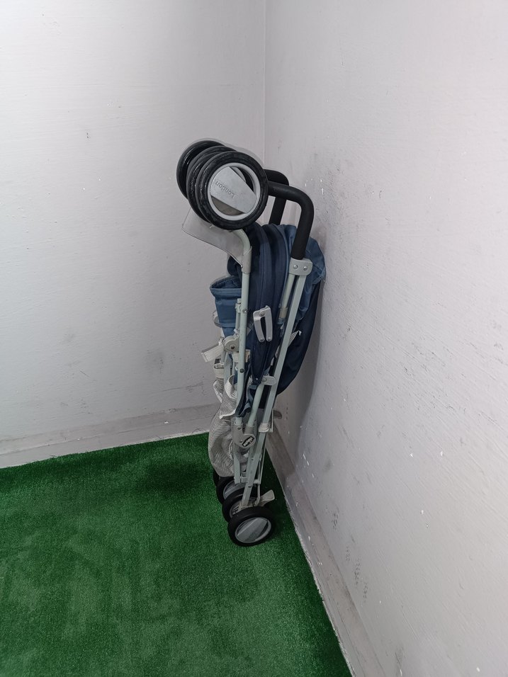 Mavi ve Gri Bebek Arabası Temiz Sağlamdır Kargo Var - Görsel 5