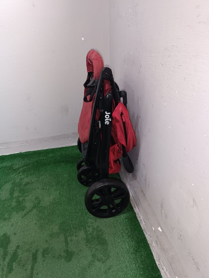 Joie Kırmızı Bebek Arabası Temiz Sağlamdır Kargo Var - Görsel 5