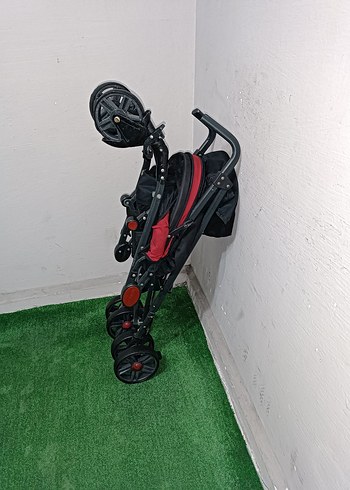 Koyu Kırmızı Bebek Arabası Temiz Sağlamdır Kargo Var - Görsel 5