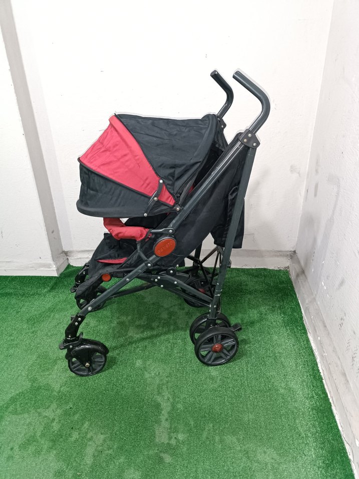 Koyu Kırmızı Bebek Arabası Temiz Sağlamdır Kargo Var - Görsel 4
