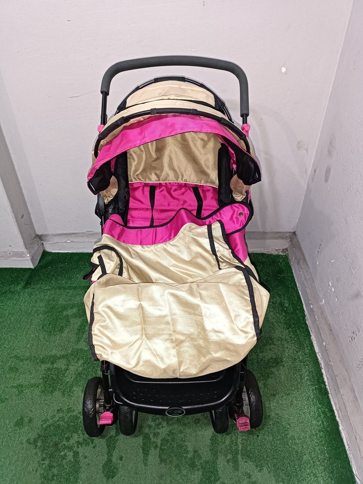 Koyu Pembe Bebek Arabası Temiz Sağlamdır Kargo Var - Görsel 3