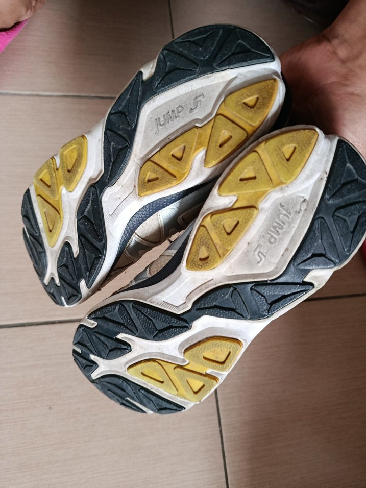 Gri Beyaz Kadın Spor Ayakkabı - Görsel 2