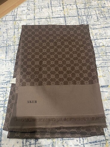 Aker şal
