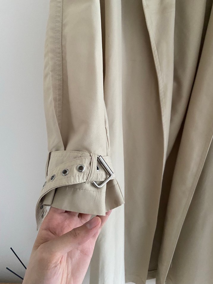 Kadriye Baştürk bej Trençkot - Görsel 2