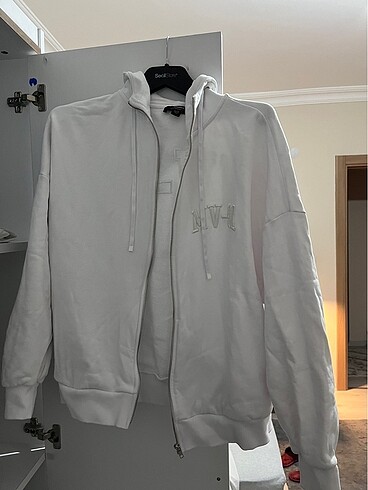 Kapüşonlu sweatshirt