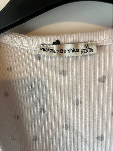 Bershka Bershka önden büzgülü kalpli crop top t-shirt