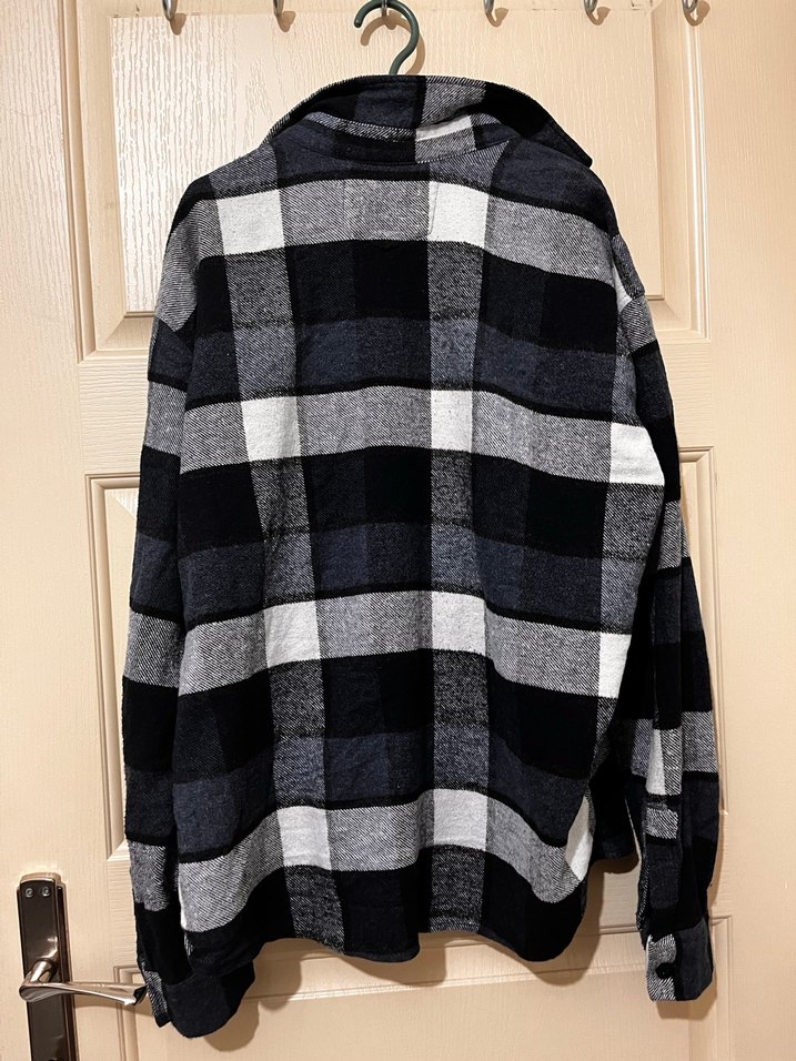 Gri Ekose Desenli Rahat Kadın Gömlek - Görsel 2