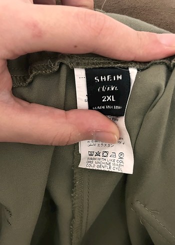 Yeşil Pilili Kadın Midi Kumaş Pantolon - Görsel 5