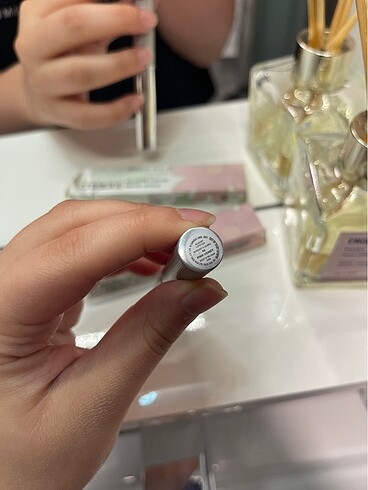  Beden Clinique ruj pink honey