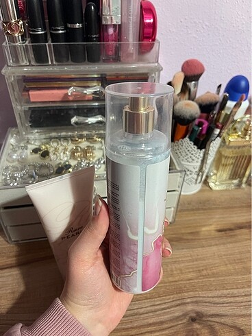 Avon Vücut Losyonu