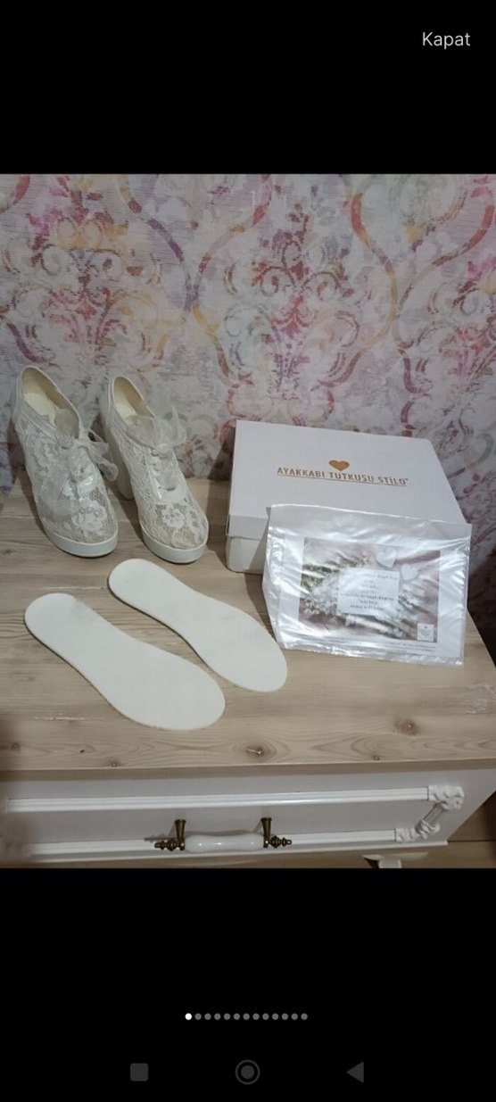 Dantel Detaylı Beyaz Stiletto Topuklu Kadın Spor Ayakkabı - Görsel 2