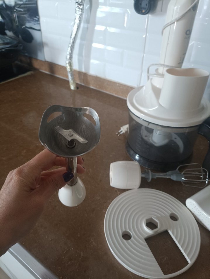 Beyaz ve Gri Çok Fonksiyonlu Blender Seti - Görsel 4