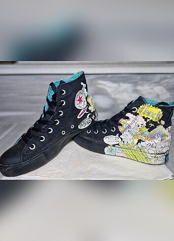 39 Beden Siyah Baskılı Converse
