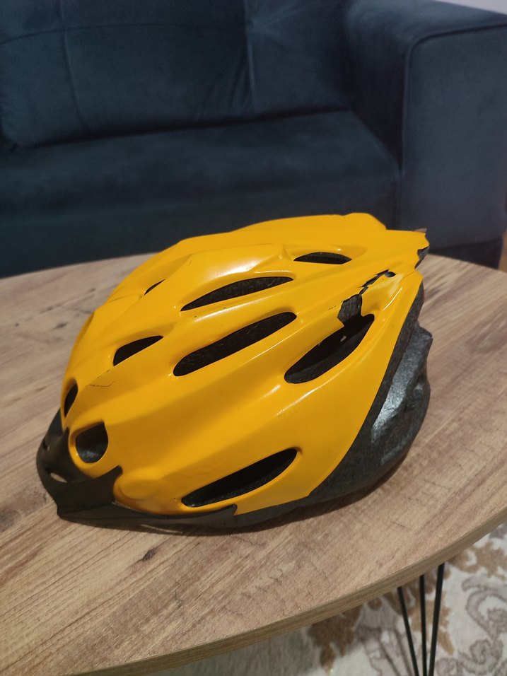 Sarı Biker Tarzı Motosiklet Kaskı  jel koltuk arka sinyal ışığı - Görsel 3