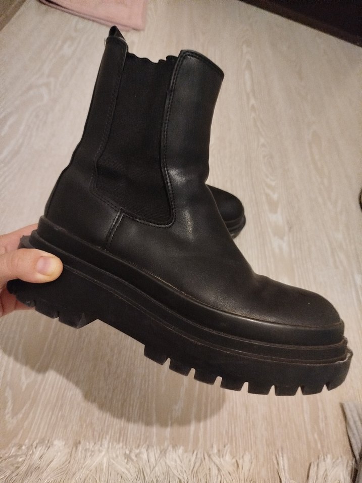 Kadın Siyah Deri Goth Topuklu Bot - Görsel 3