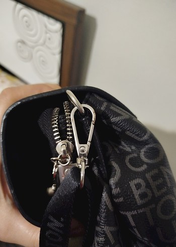 Benetton Çapraz Siyah Çanta - Görsel 3