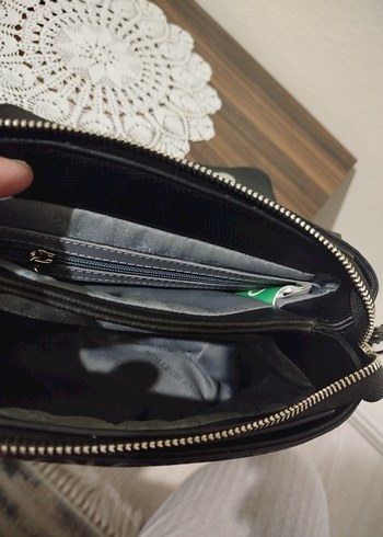 Benetton Çapraz Siyah Çanta - Görsel 5