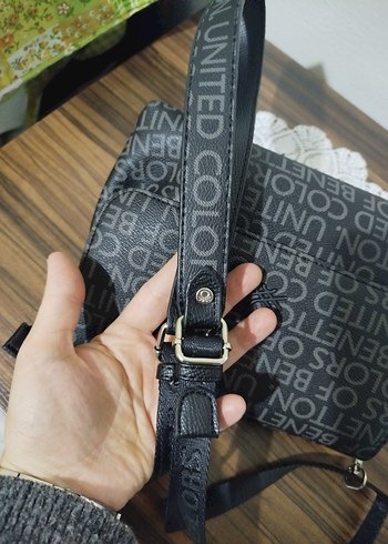 Benetton Çapraz Siyah Çanta - Görsel 8