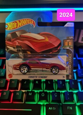 Hotwheels corvette stingray