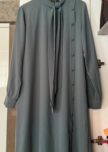 Kadın kuşaklı düğme detaylı tunik