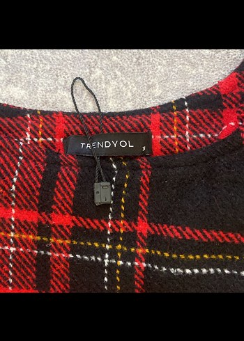 Kareli Kırmızı Askılı Elbise - Görsel 2