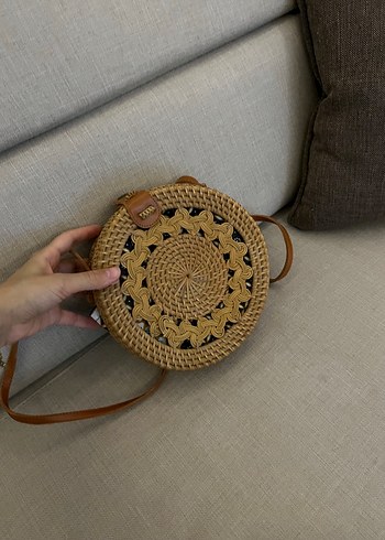 Bej Nakışlı Dantel Detaylı Örgü Kadın Çapraz Çanta