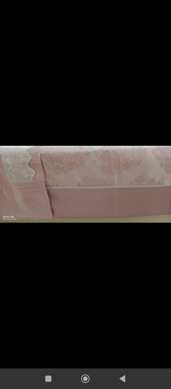 İşlemeli Pembe Parlak Yatak Örtüsü - Görsel 3