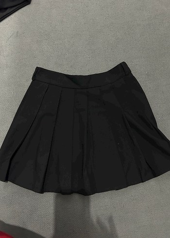 Siyah Pilili Mini Etek