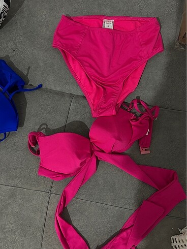 s Beden Bikini takımı