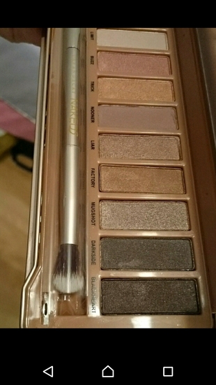 naked 3 far