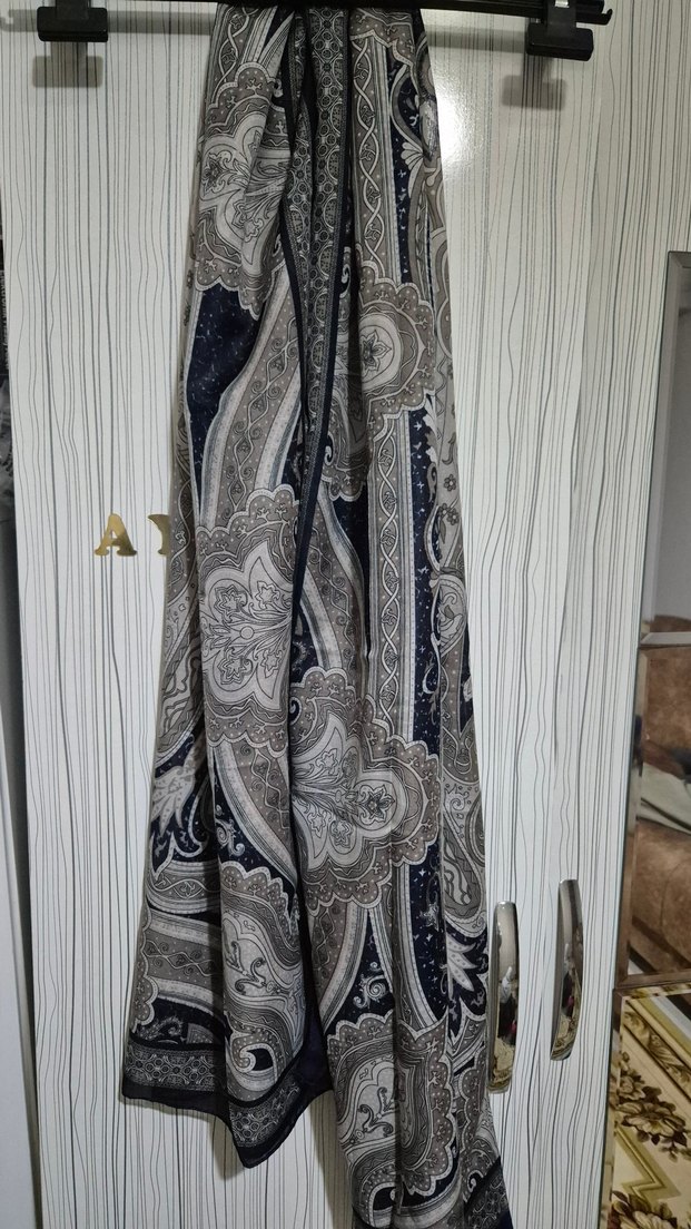 Gri Bohem Tarzı Kadın Şal - Görsel 3