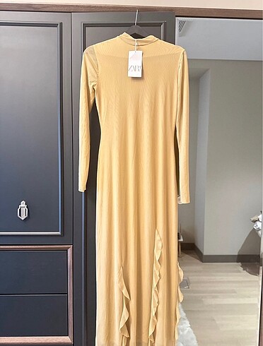 xs Beden ten rengi Renk Zara tül kumaş elbise