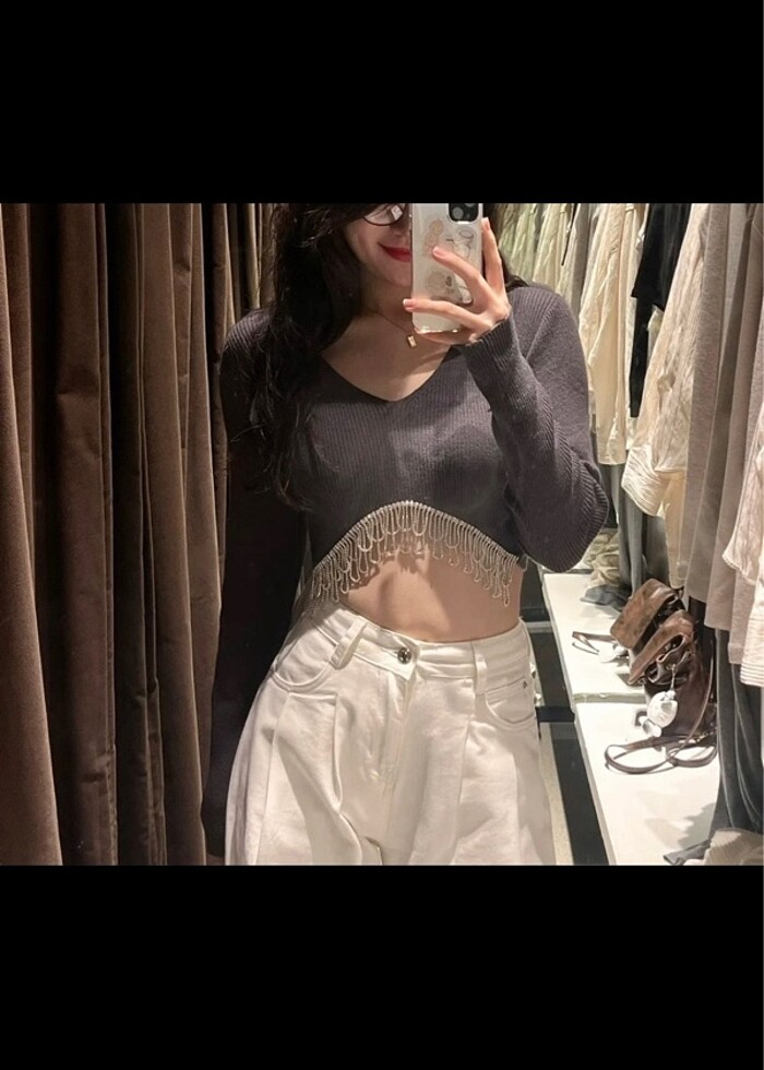 Zara zincirli crop kazak - Görsel 2