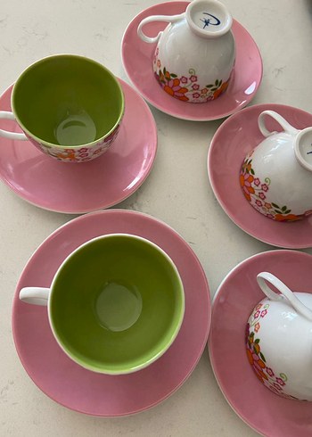 Porland Pembe ve Yeşil Çiçekli Porselen Fincan Takımı ( 5 adet)