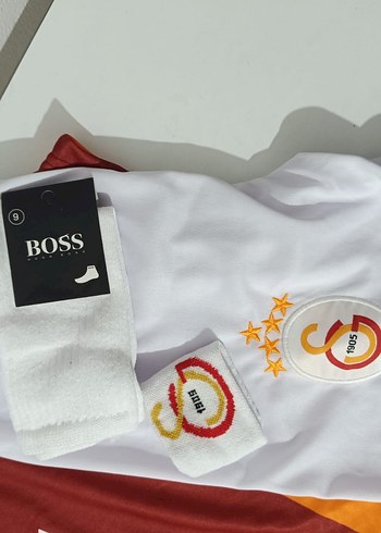 Diğer Koyu Kırmızı Kısa Kollu Spor Forma