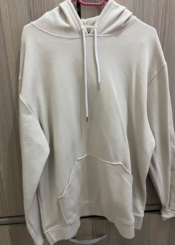 Kadın Beyaz Kapüşonlu Rahat Sweatshirt - Görsel 3