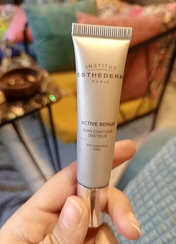  Beden Esthederm active repair göz kremi 